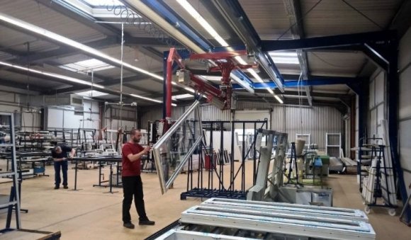 Подвесной пневматический манипулятор в Москве